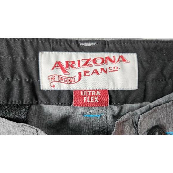 Arizona Jean Co. Ultra Flex Men's Casual Shorts - Picture 2 of 7